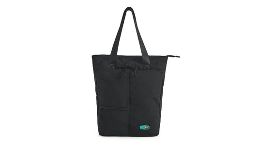 荷物をたくさん入れても、見た目が崩れにくい。 Paz 20Lトートパックがスリムな形状を維持できる理由