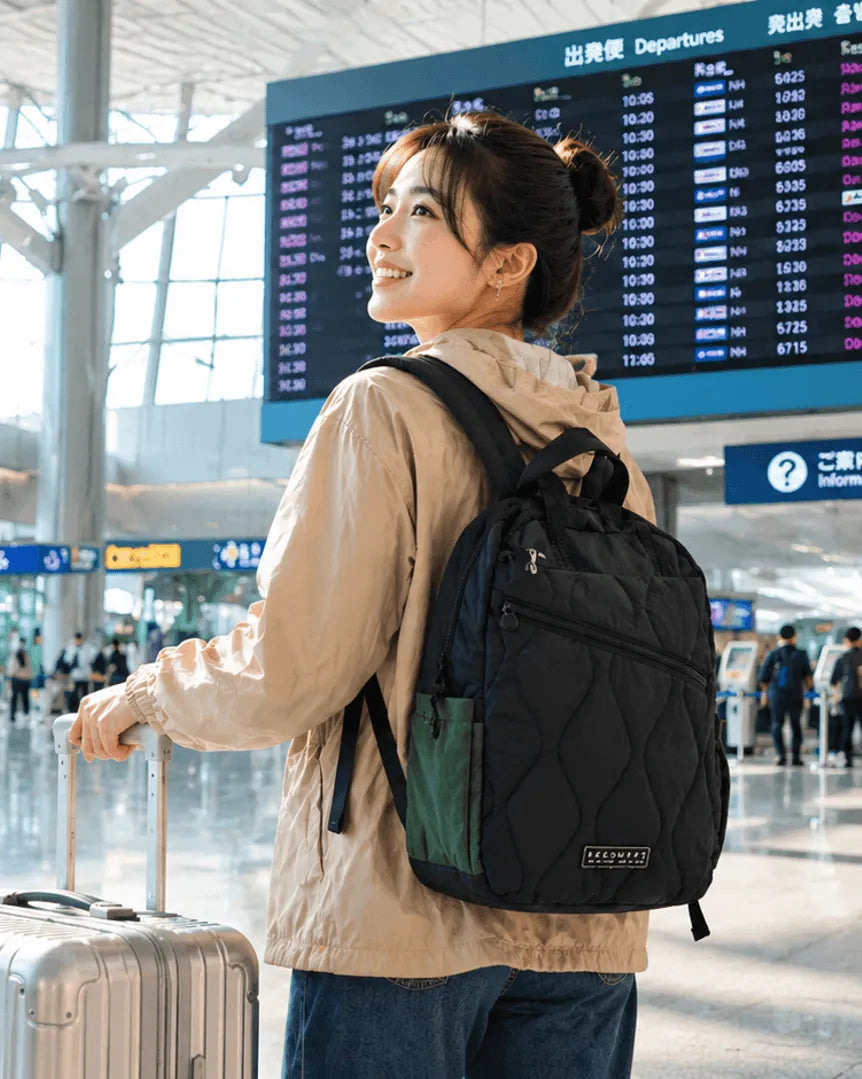 【予約注文・７月中旬頃のお届け】23Lフェザーライトバッグ | わずか500gの超軽量 | 朝の身支度でもたつかない | 30日返金保証